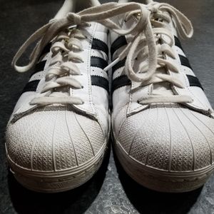 Adidas Superstar
